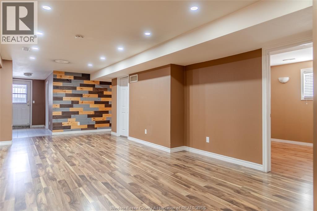3740 Holburn, Windsor, Ontario N9E 4S9 - Photo 16 - 25031696
