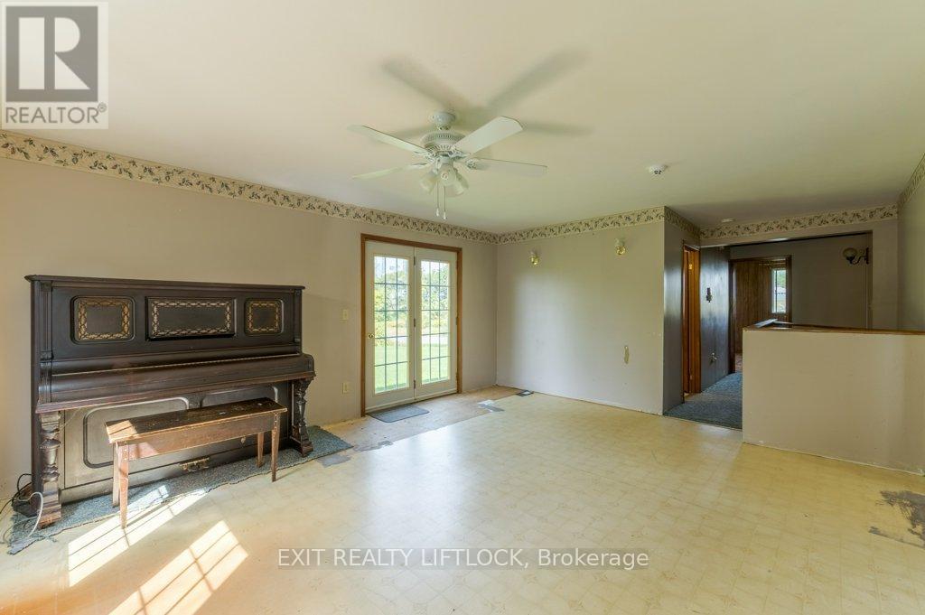 194 County Rd 10, Cavan Monaghan, Ontario  L0A 1G0 - Photo 10 - X12415738