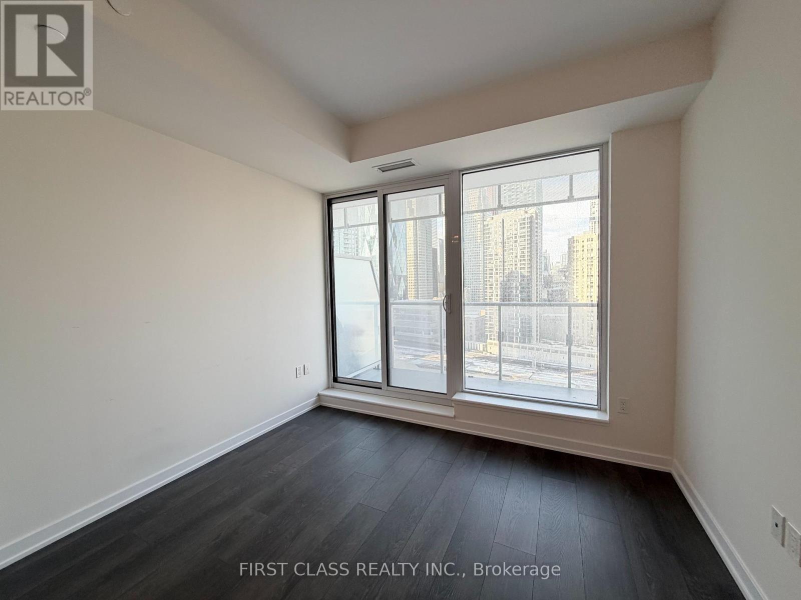 1905 - 28 Freeland Street, Toronto, Ontario  M5E 0E3 - Photo 13 - C12634242