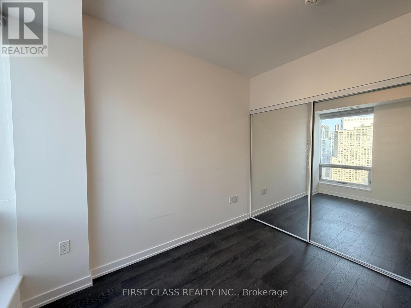 1905 - 28 Freeland Street, Toronto, Ontario  M5E 0E3 - Photo 15 - C12634242