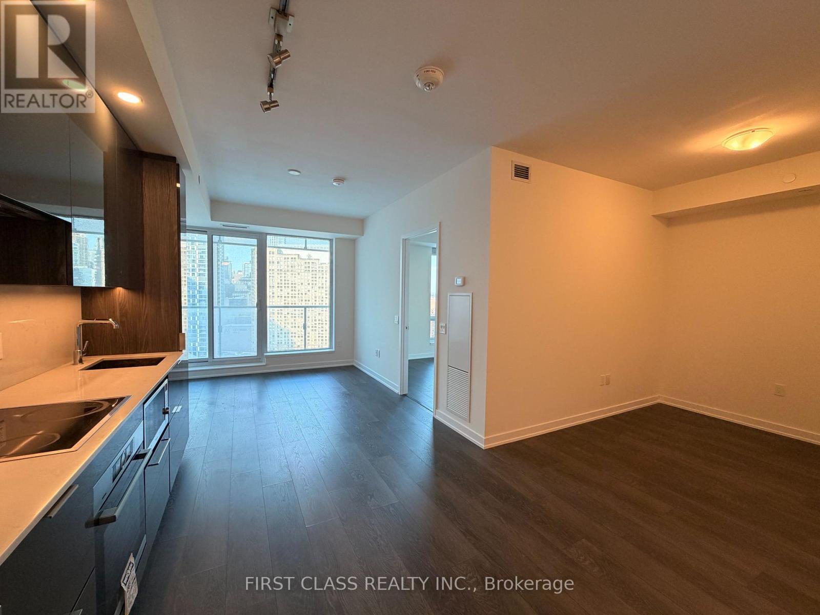 1905 - 28 Freeland Street, Toronto, Ontario  M5E 0E3 - Photo 4 - C12634242