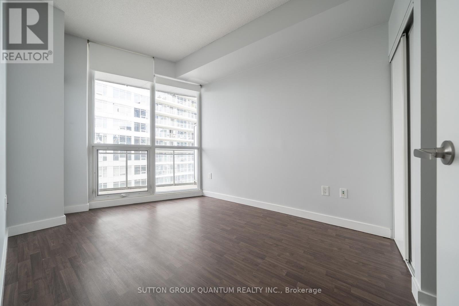 2606 - 38 Dan Leckie Way, Toronto, Ontario  M5V 2V6 - Photo 17 - C12634272