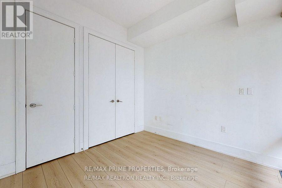 504 - 39 Queens Quay E, Toronto (Waterfront Communities), Ontario  M5E 0A5 - Photo 6 - C12634286