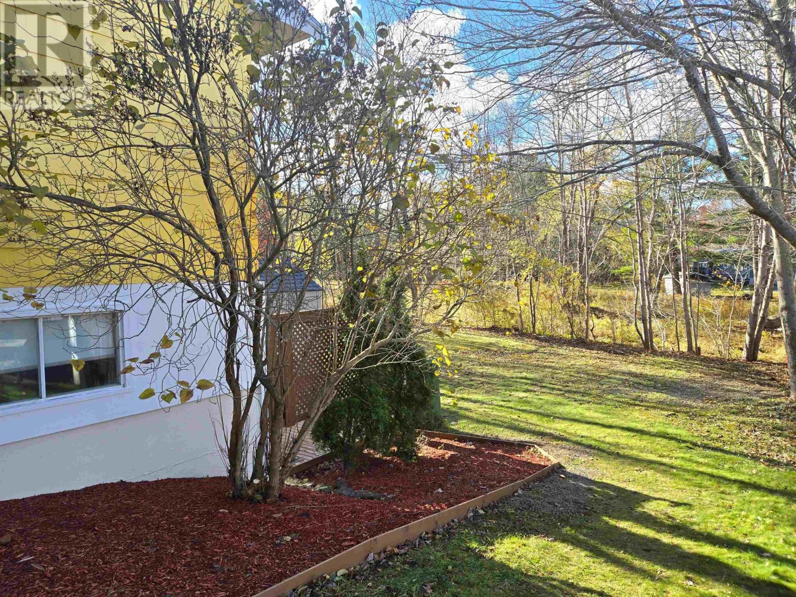 26 Meldrum Avenue, Bridgewater, Nova Scotia B4V 2Y6 - Photo 4 - 202527368