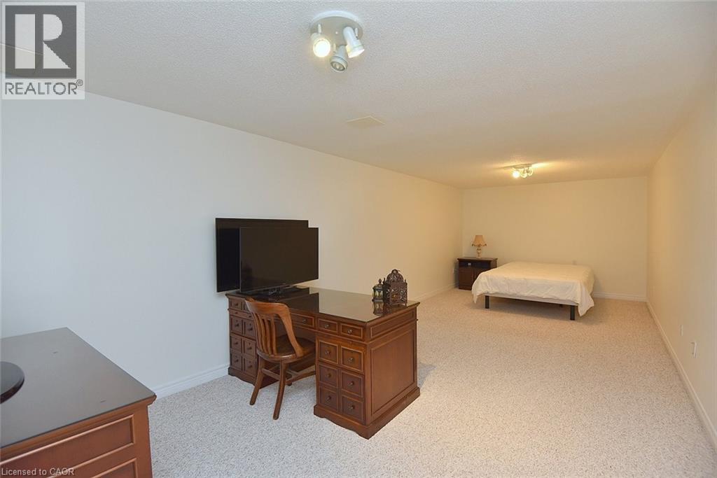 243 Fennell Avenue E Unit# 13, Hamilton, Ontario  L9A 1S8 - Photo 30 - 40772699