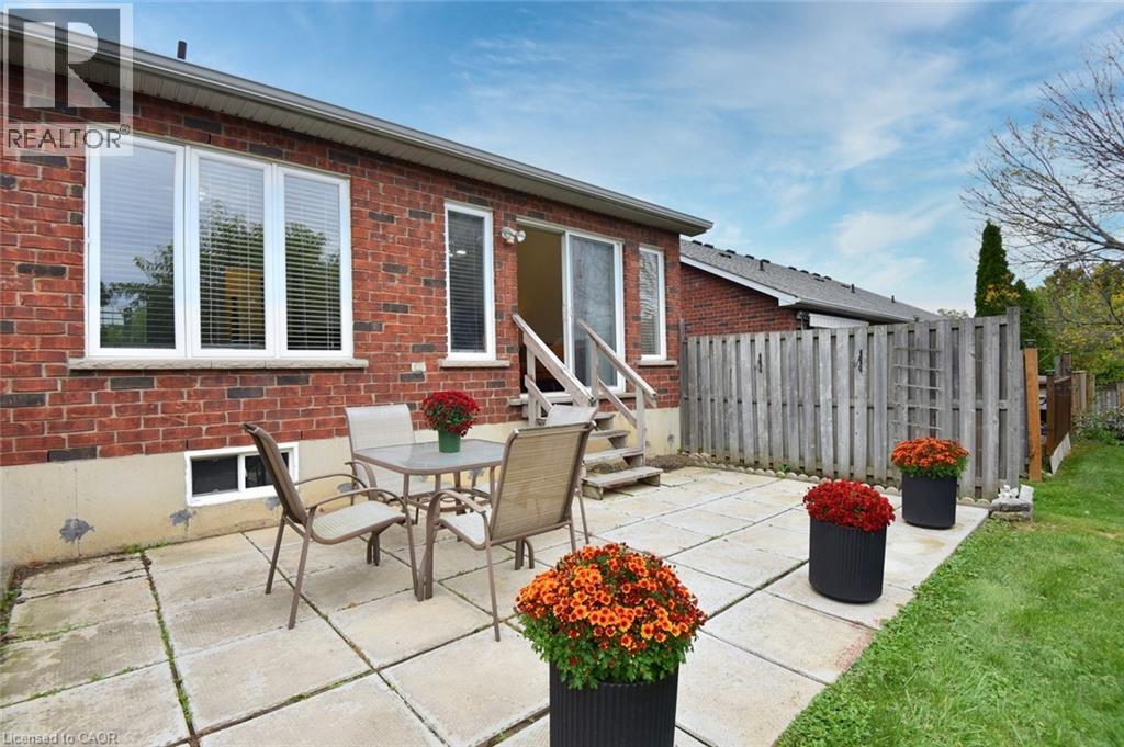 243 Fennell Avenue E Unit# 13, Hamilton, Ontario  L9A 1S8 - Photo 32 - 40772699