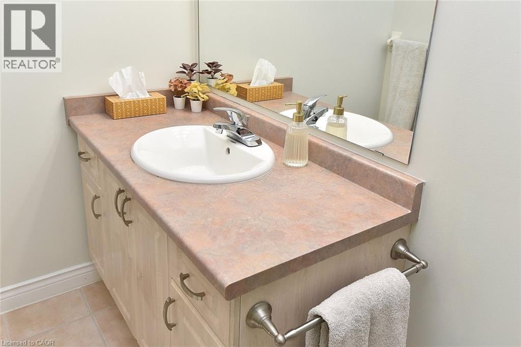 243 Fennell Avenue E Unit# 13, Hamilton, Ontario  L9A 1S8 - Photo 23 - 40772699