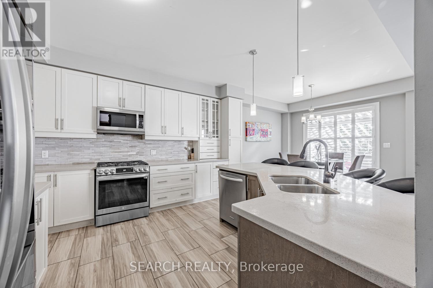 11 Elmer Adams Drive, Clarington, Ontario  L1E 0G8 - Photo 9 - E12454198