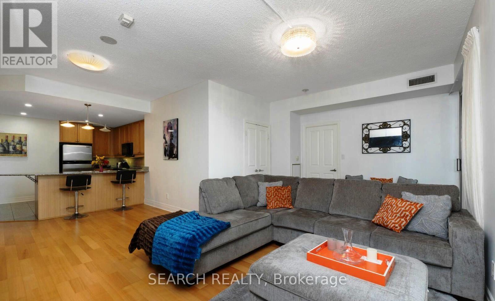 Ph101 - 88 Palace Pier Court, Toronto, Ontario  M8V 4C2 - Photo 13 - W12452080