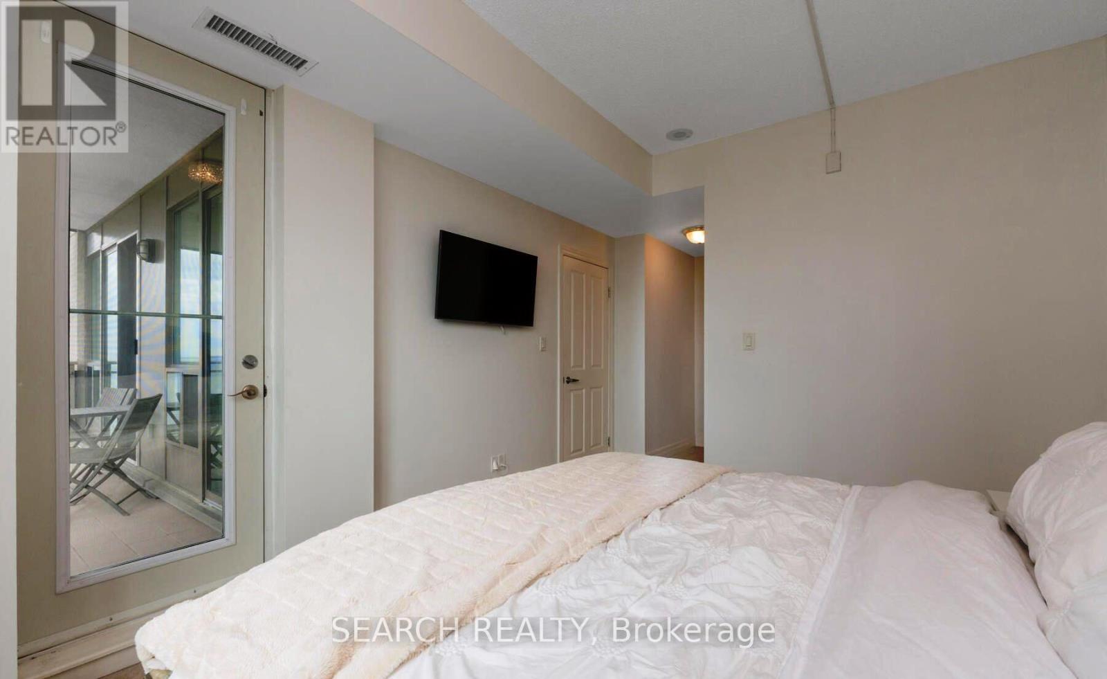 Ph101 - 88 Palace Pier Court, Toronto, Ontario  M8V 4C2 - Photo 22 - W12452080