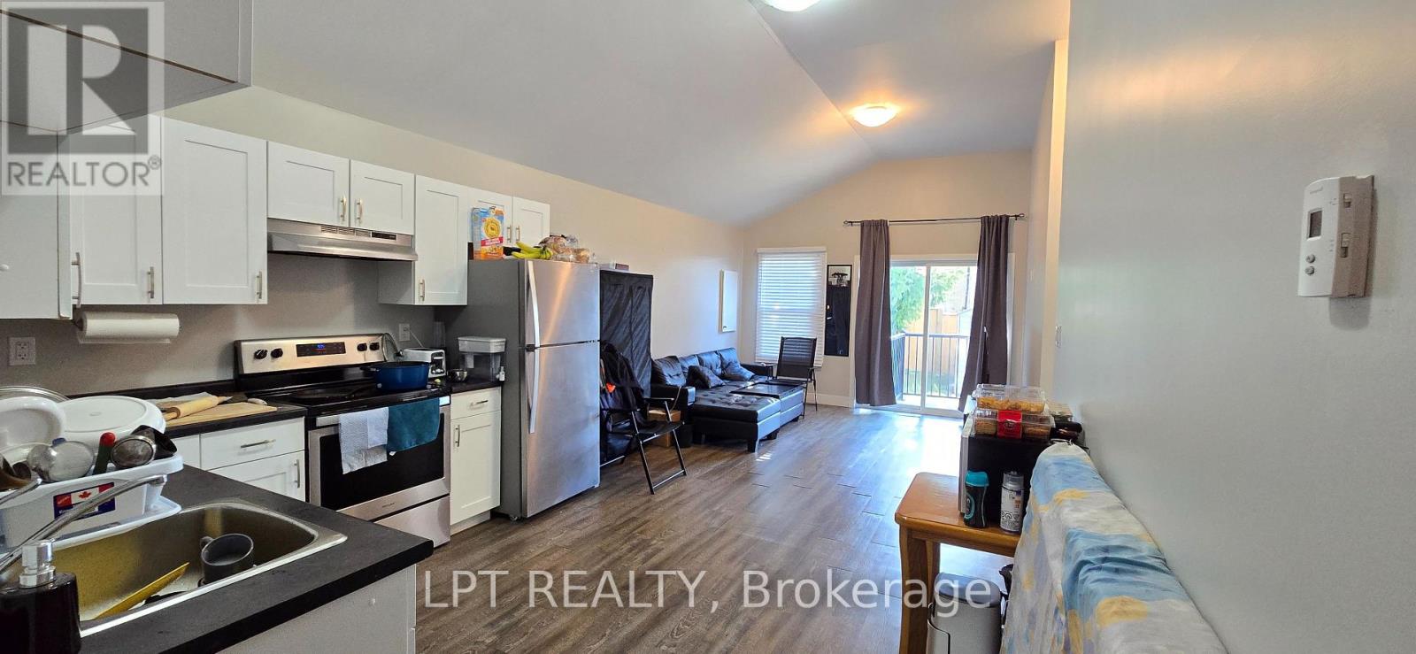 261 Cairn Street, London South, Ontario N5Z 3W9 - Photo 9 - X12428368