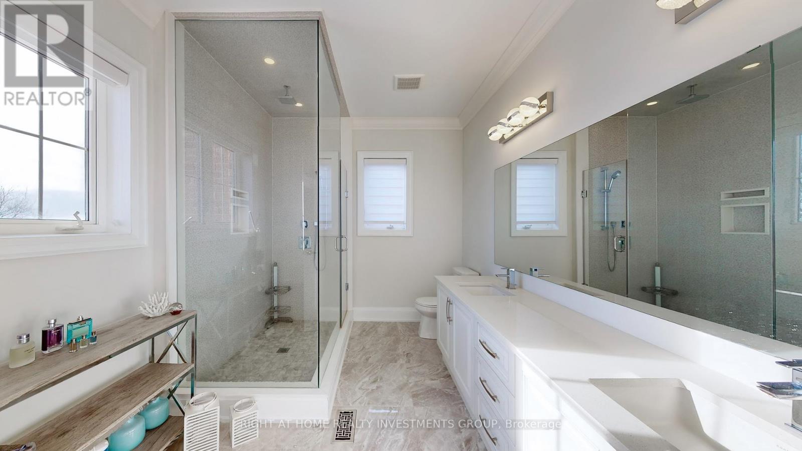 75 Manor Hampton Street, East Gwillimbury, Ontario  L9N 0P9 - Photo 22 - N12634220