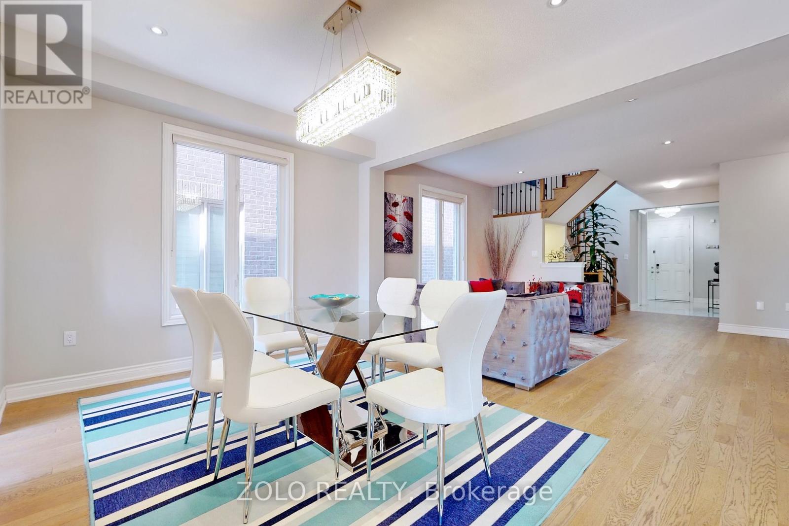 86 Briarfield Avenue, East Gwillimbury, Ontario  L9N 0P4 - Photo 11 - N12634226