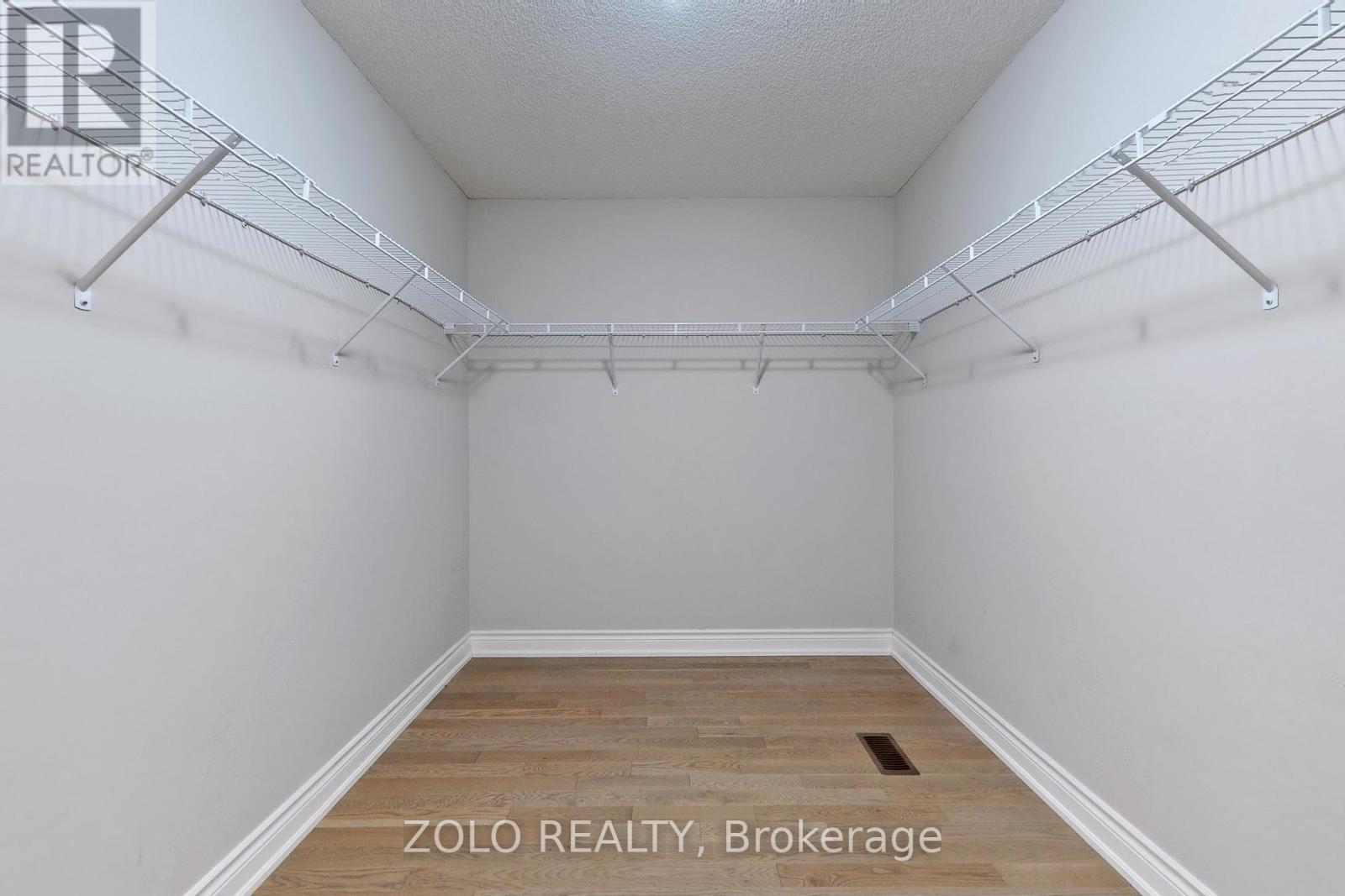 86 Briarfield Avenue, East Gwillimbury, Ontario  L9N 0P4 - Photo 30 - N12634226