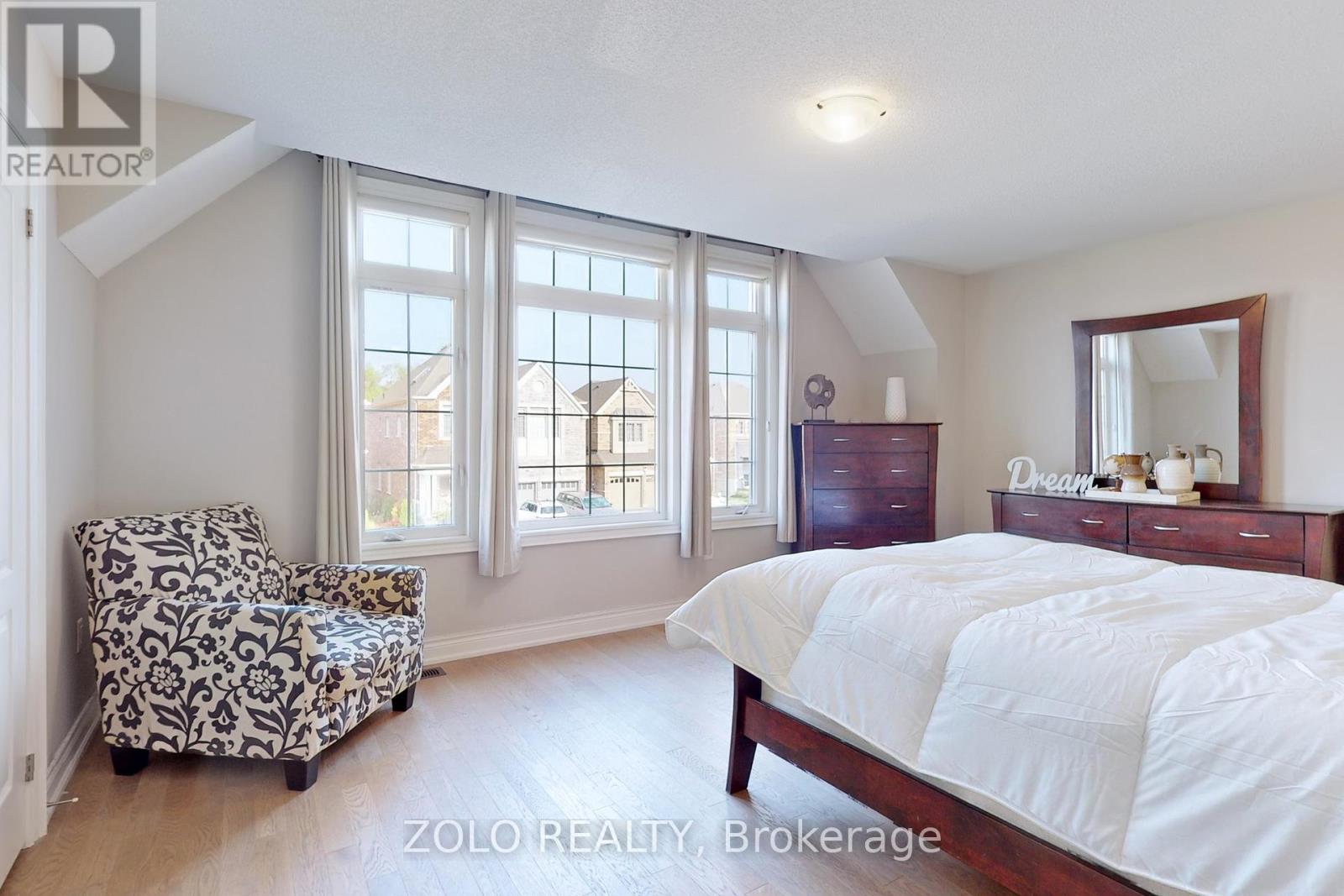 86 Briarfield Avenue, East Gwillimbury, Ontario  L9N 0P4 - Photo 37 - N12634226