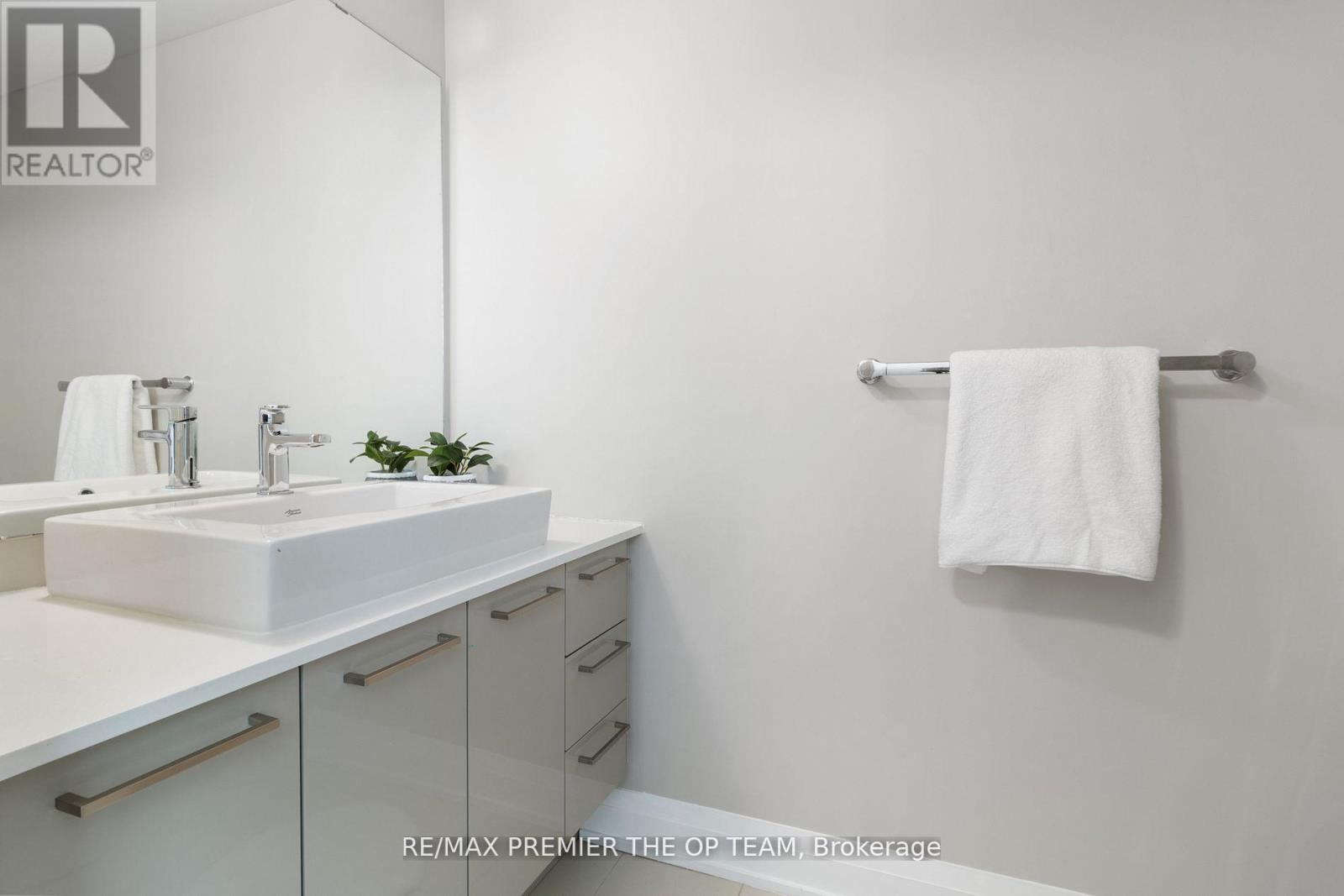 508 - 4800 Highway 7 W, Vaughan, Ontario L4L 1H8 - Photo 41 - N12634270