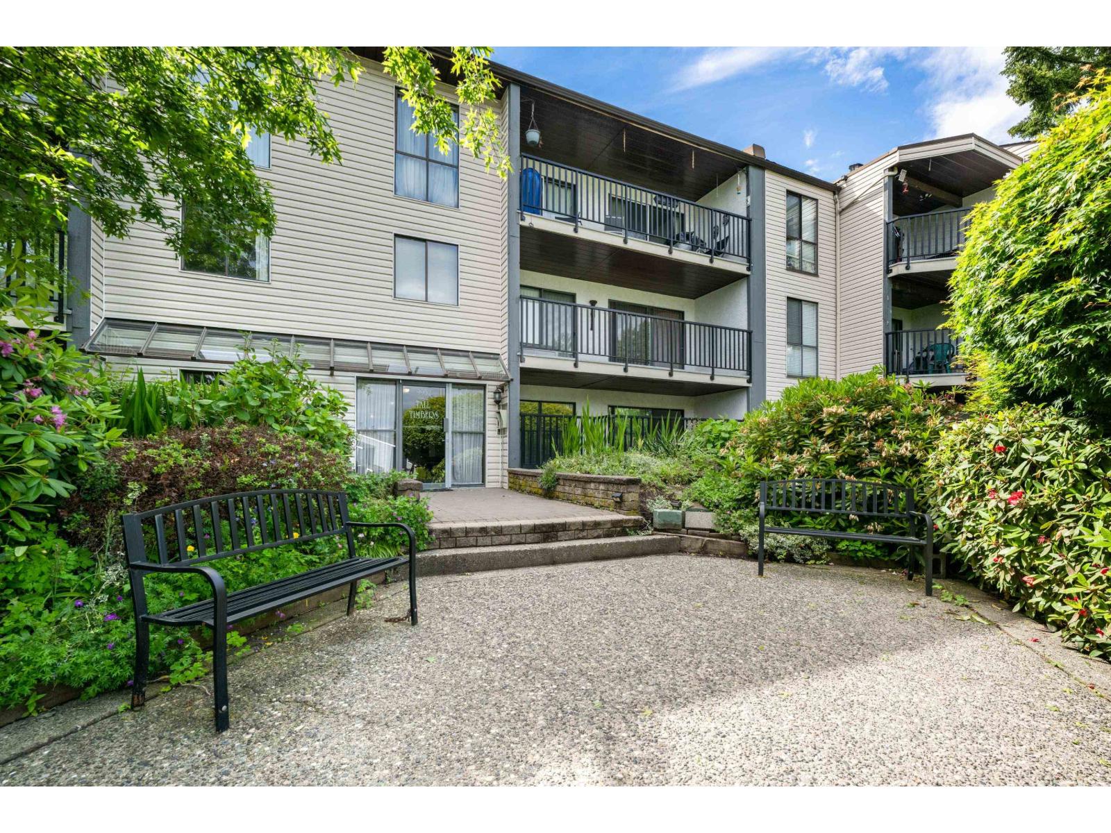 311 9952 149 Street, Surrey, British Columbia V3R 7W7 - Photo 2 - R3073878