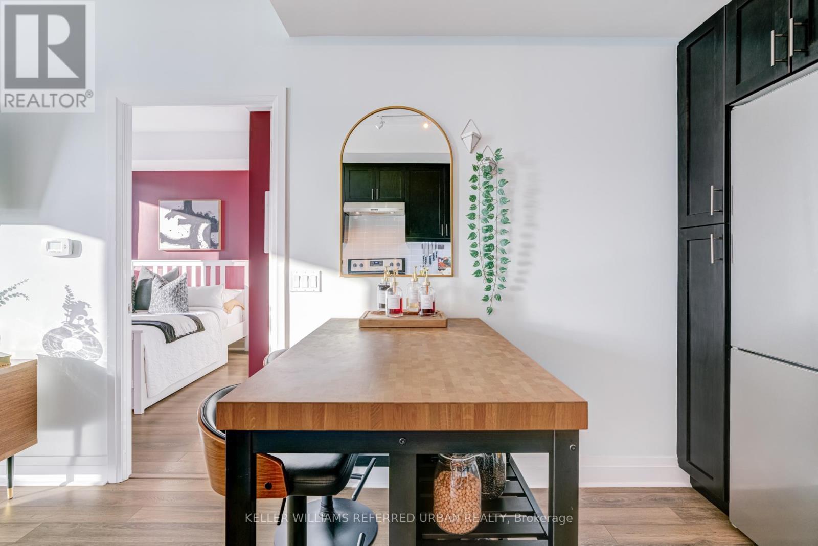 1711 - 17 Zorra Street, Toronto, Ontario M8Z 0C8 - Photo 10 - W12634206