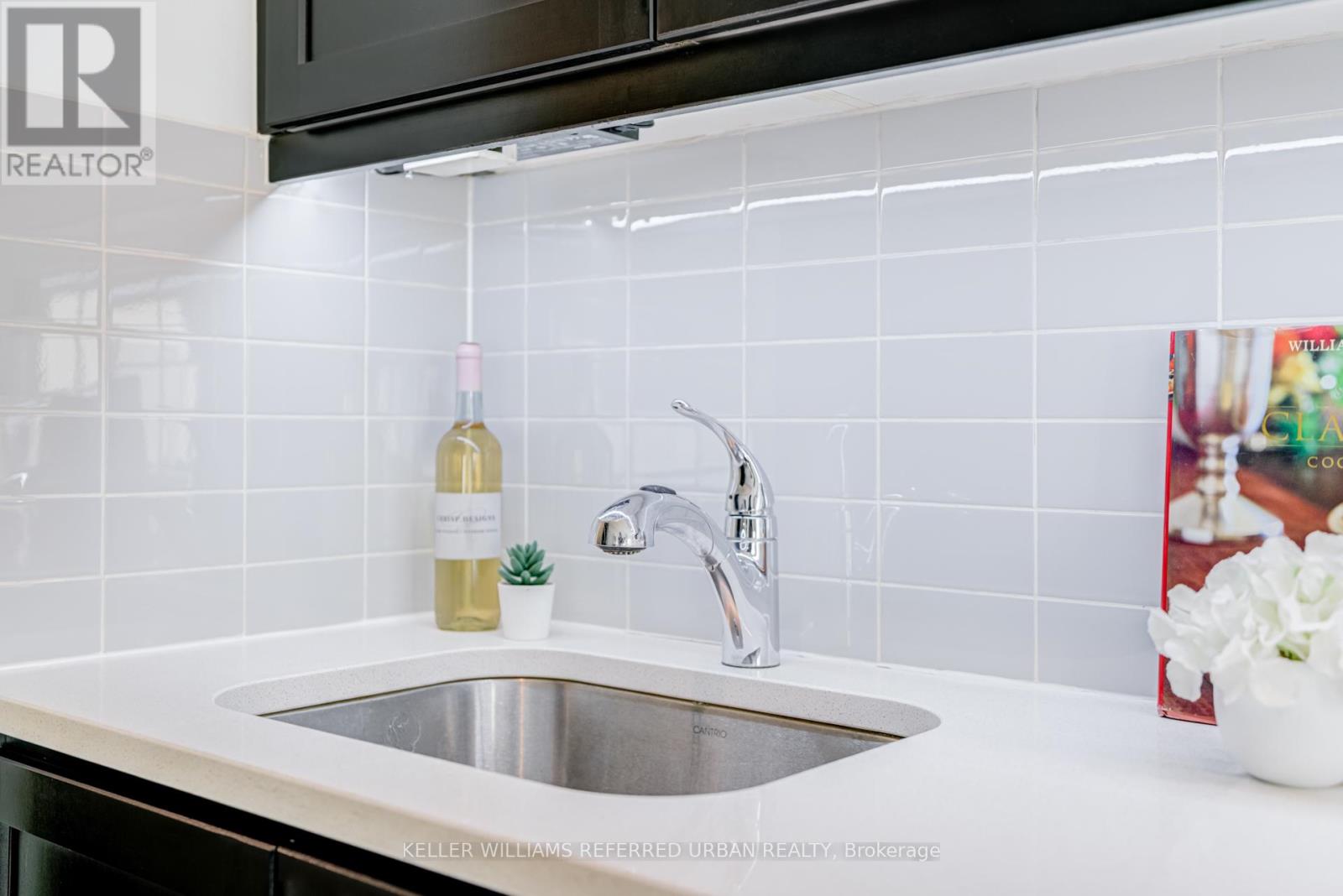 1711 - 17 Zorra Street, Toronto, Ontario M8Z 0C8 - Photo 11 - W12634206