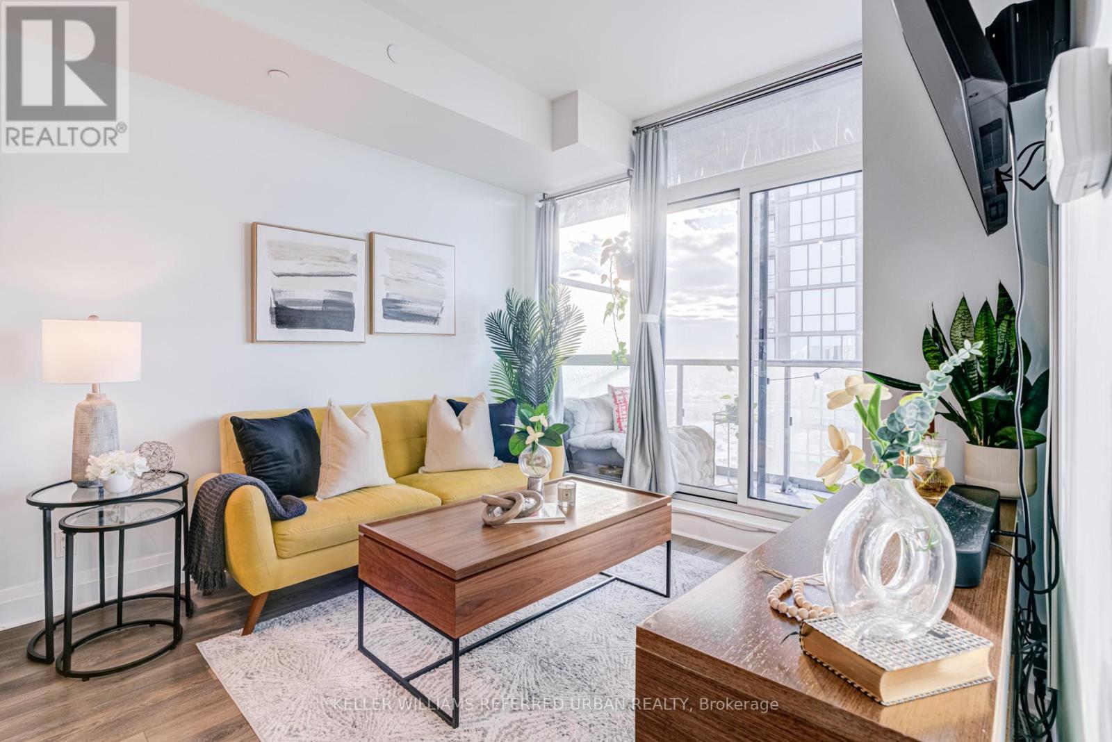 1711 - 17 Zorra Street, Toronto, Ontario M8Z 0C8 - Photo 14 - W12634206