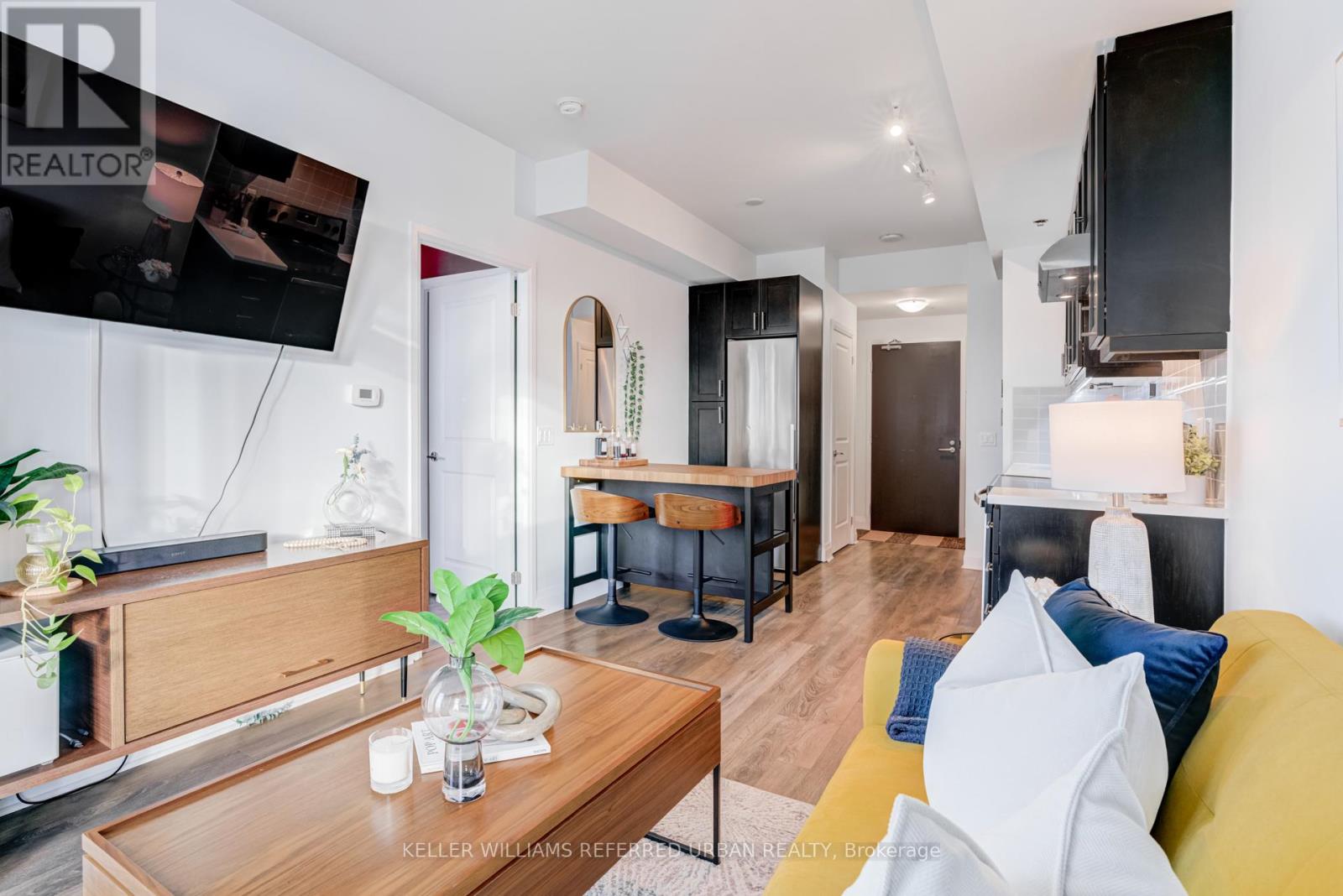 1711 - 17 Zorra Street, Toronto, Ontario M8Z 0C8 - Photo 17 - W12634206