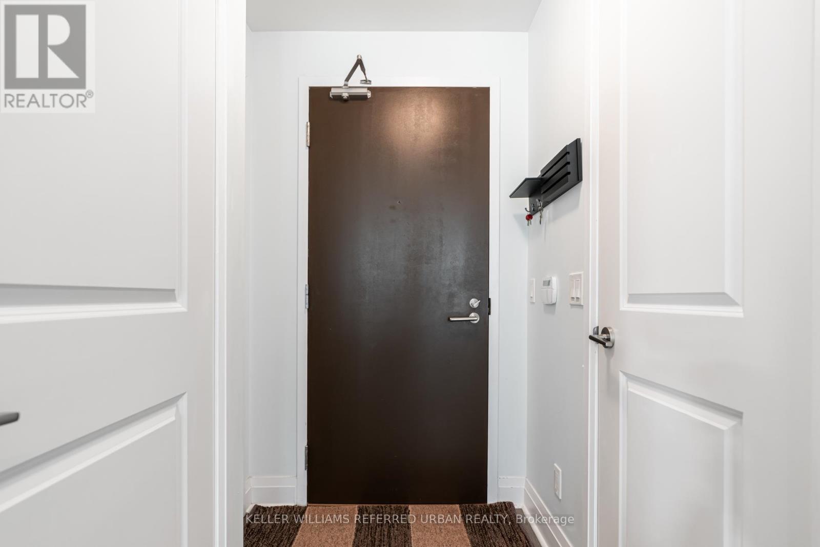 1711 - 17 Zorra Street, Toronto, Ontario M8Z 0C8 - Photo 4 - W12634206