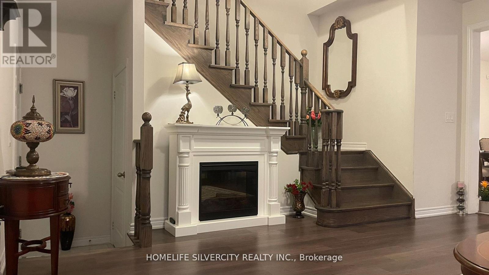 494 George Ryan Avenue, Oakville, Ontario  L6H 0S5 - Photo 12 - W12634224