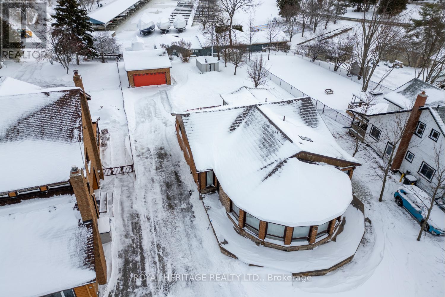 31 Wellington Street, Brock (Beaverton), Ontario  L0K 1A0 - Photo 3 - N12634348