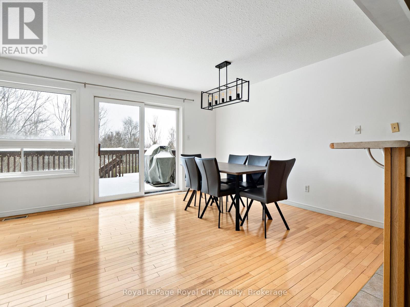 47 Schroder Crescent, Guelph, Ontario N1E 7B3 - Photo 12 - X12634372