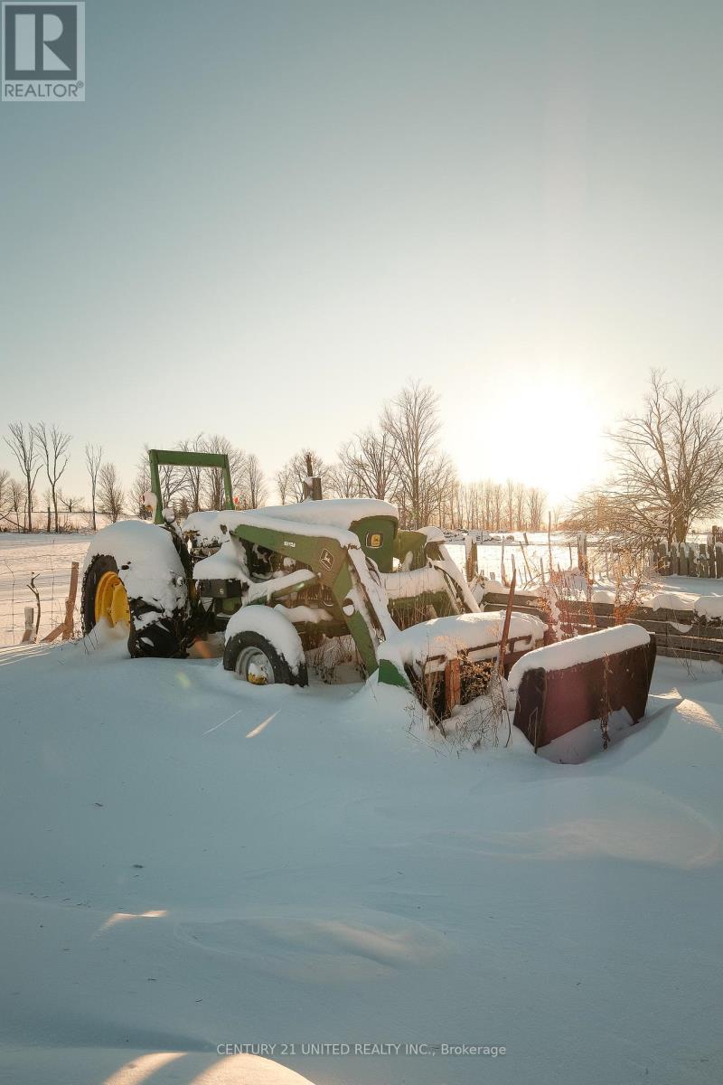1624 Tara Road, Selwyn, Ontario  K9J 6X2 - Photo 20 - X12634328