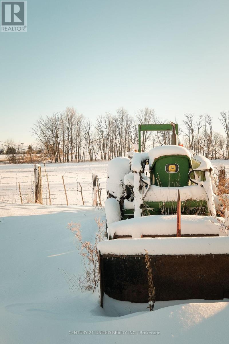 1624 Tara Road, Selwyn, Ontario  K9J 6X2 - Photo 21 - X12634328