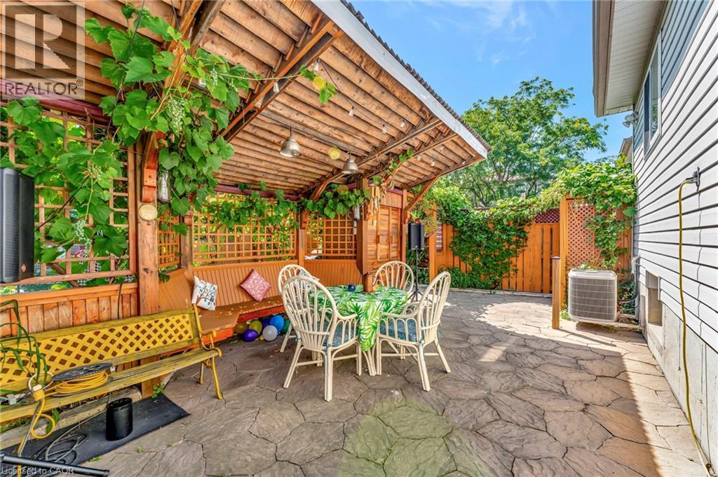 39 Marilyn Court, Hamilton, Ontario  L9B 2T5 - Photo 25 - 40793848