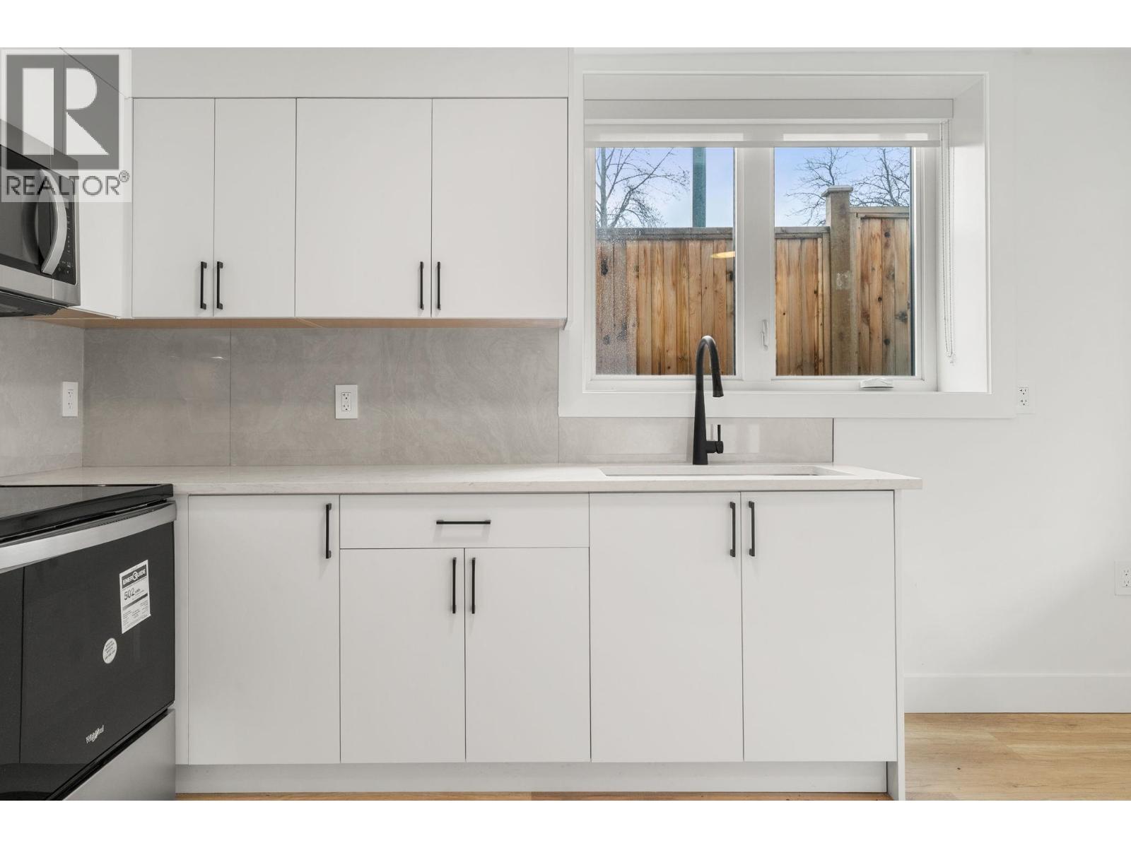 3483 Adanac Street, Vancouver, British Columbia  V5K 4P4 - Photo 31 - R3073760