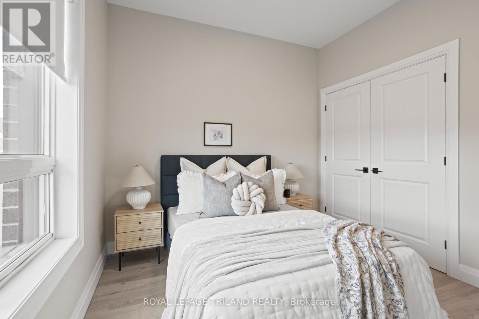 101 - 33318 Richmond Street, Lucan Biddulph, Ontario  N0M 2J0 - Photo 24 - X12634354