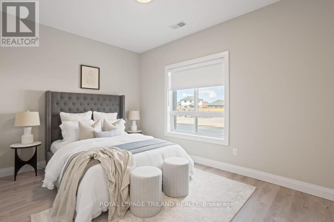 101 - 33318 Richmond Street, Lucan Biddulph, Ontario  N0M 2J0 - Photo 27 - X12634354