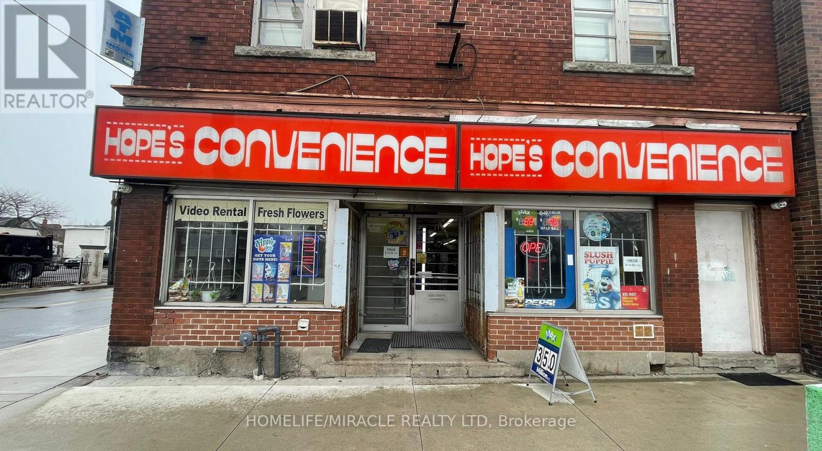 230 KENILWORTH AVENUE N, Hamilton, Ontario