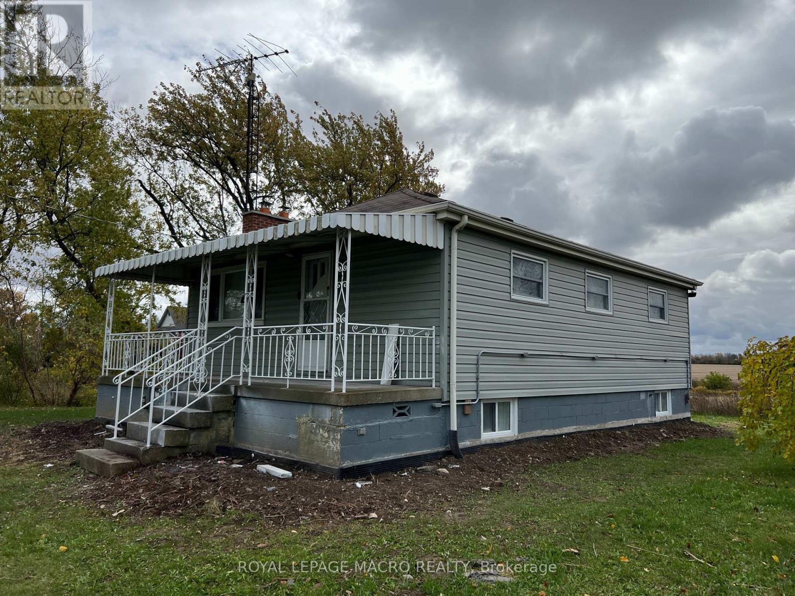 1032 Mud Street E, Hamilton, Ontario  L8J 3E3 - Photo 13 - X12634234