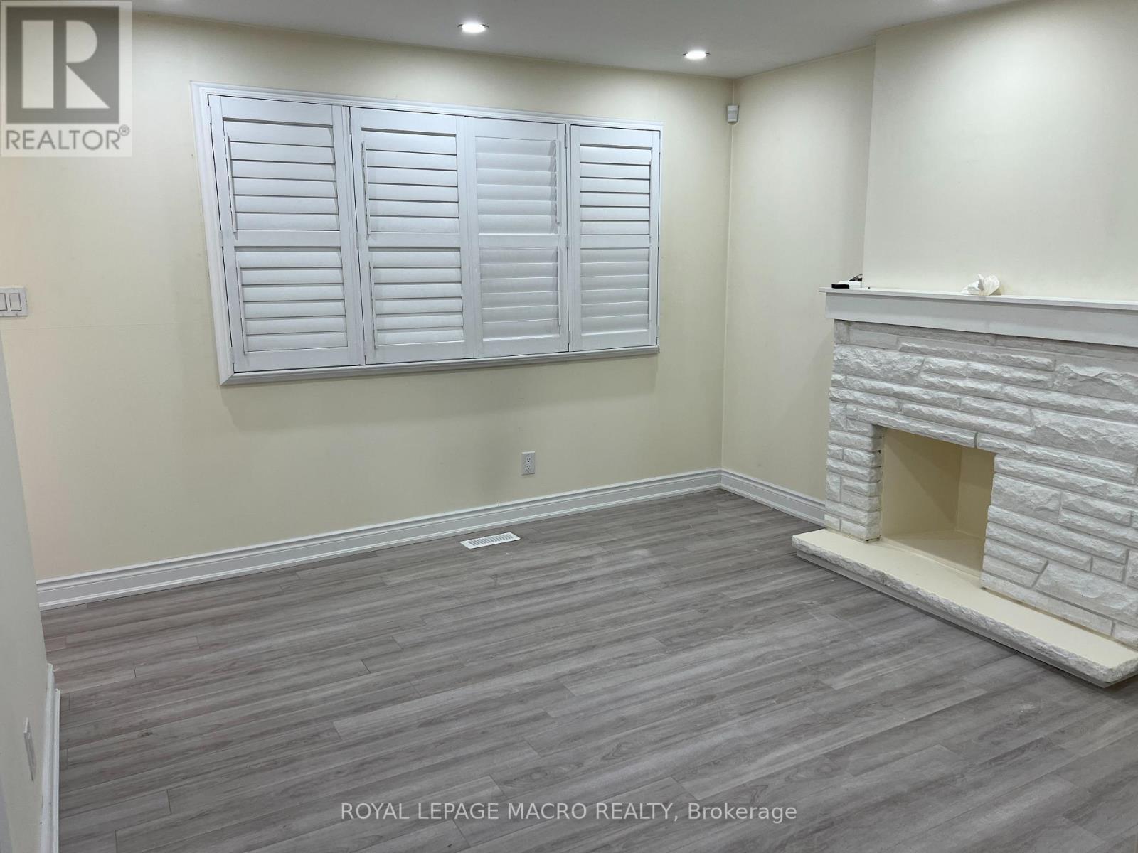 1032 Mud Street E, Hamilton, Ontario  L8J 3E3 - Photo 6 - X12634234