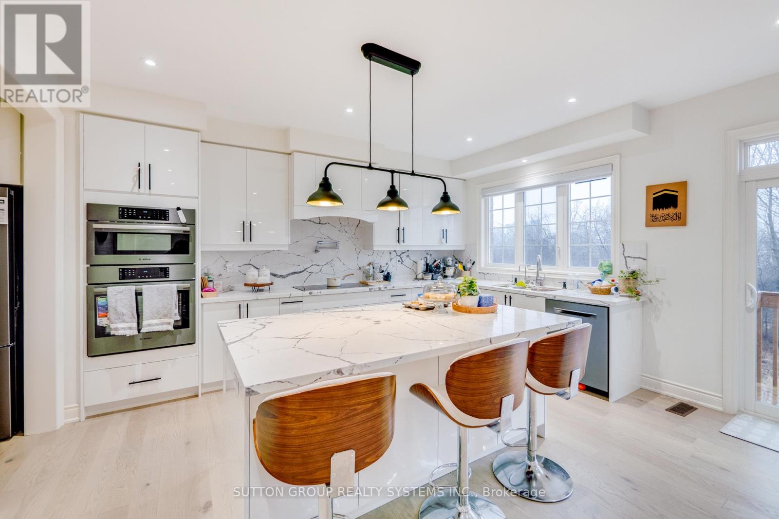 389 Humphrey Street, Hamilton, Ontario  L8B 1X5 - Photo 14 - X12634264