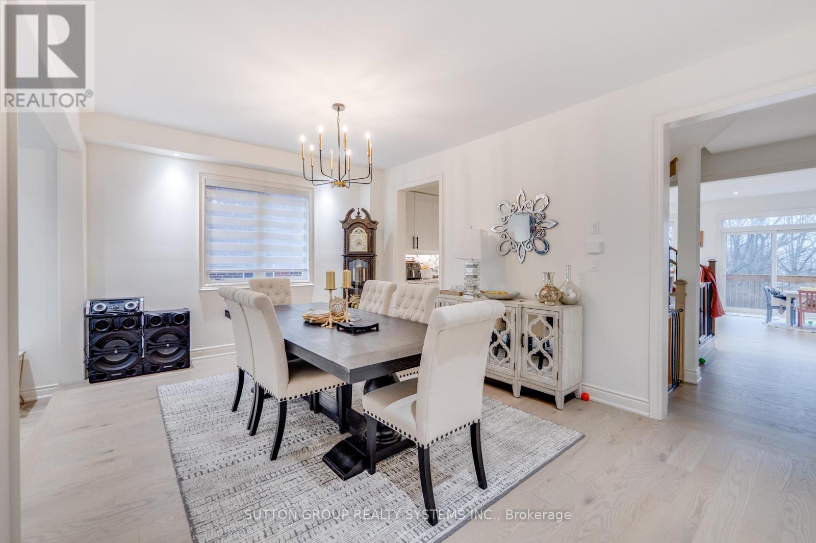 389 Humphrey Street, Hamilton, Ontario  L8B 1X5 - Photo 6 - X12634264