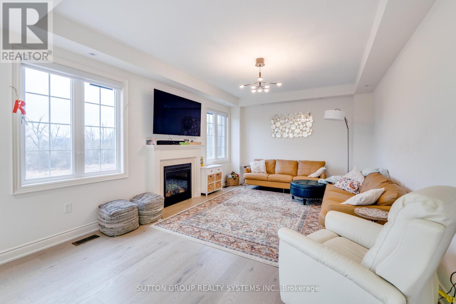 389 Humphrey Street, Hamilton, Ontario  L8B 1X5 - Photo 9 - X12634264