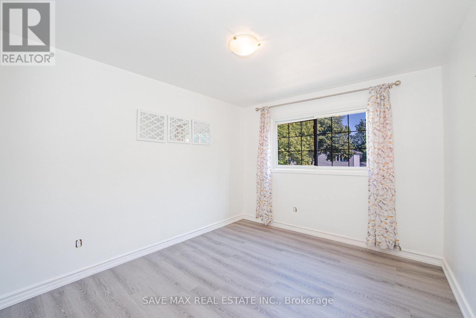 6307 Carolyn Avenue, Niagara Falls, Ontario  L2E 5H6 - Photo 22 - X12634276