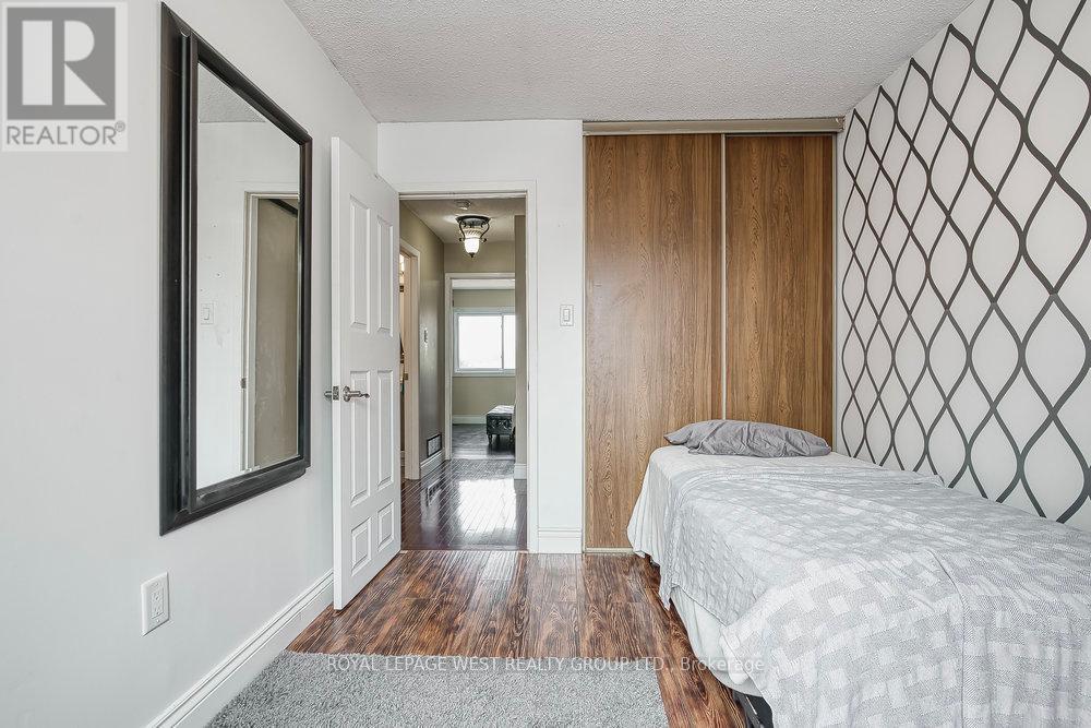 3 - 92 Twenty Ninth Street, Toronto, Ontario  M8W 3B2 - Photo 30 - W12440047