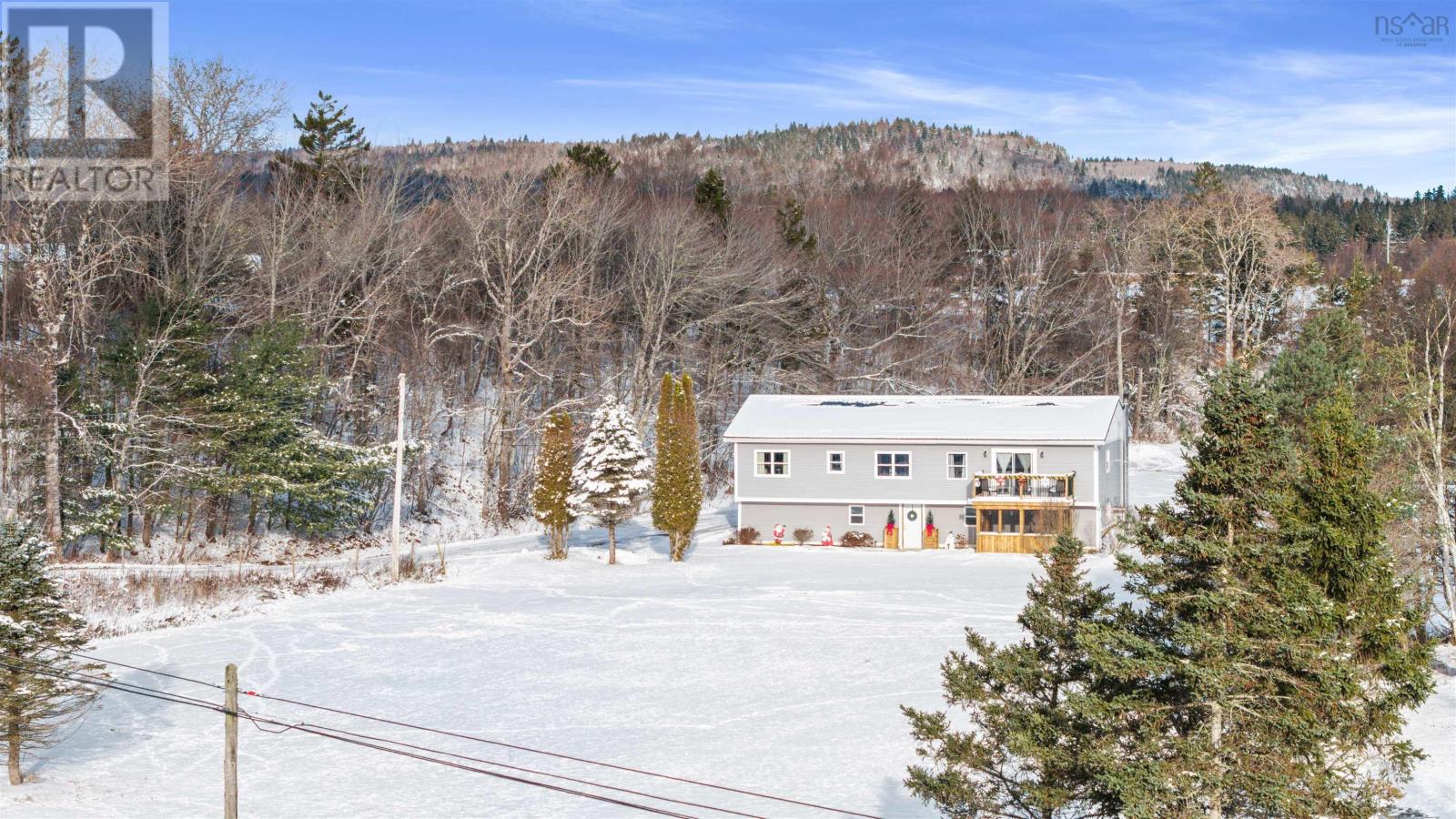 1197 Highway 2, Five Islands, Nova Scotia  B0M 1K0 - Photo 2 - 202529446