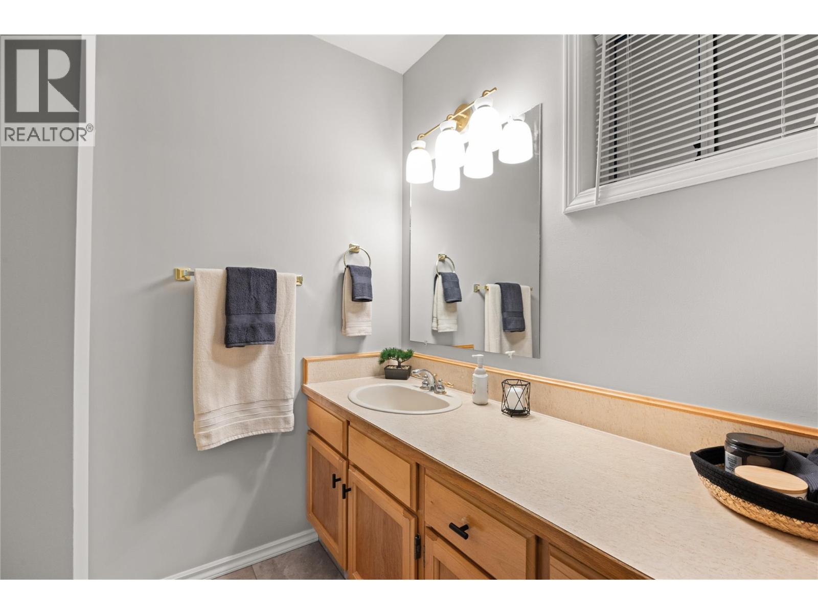 3096 South Main Street Unit# 23 Penticton, BC V2A8C1_12