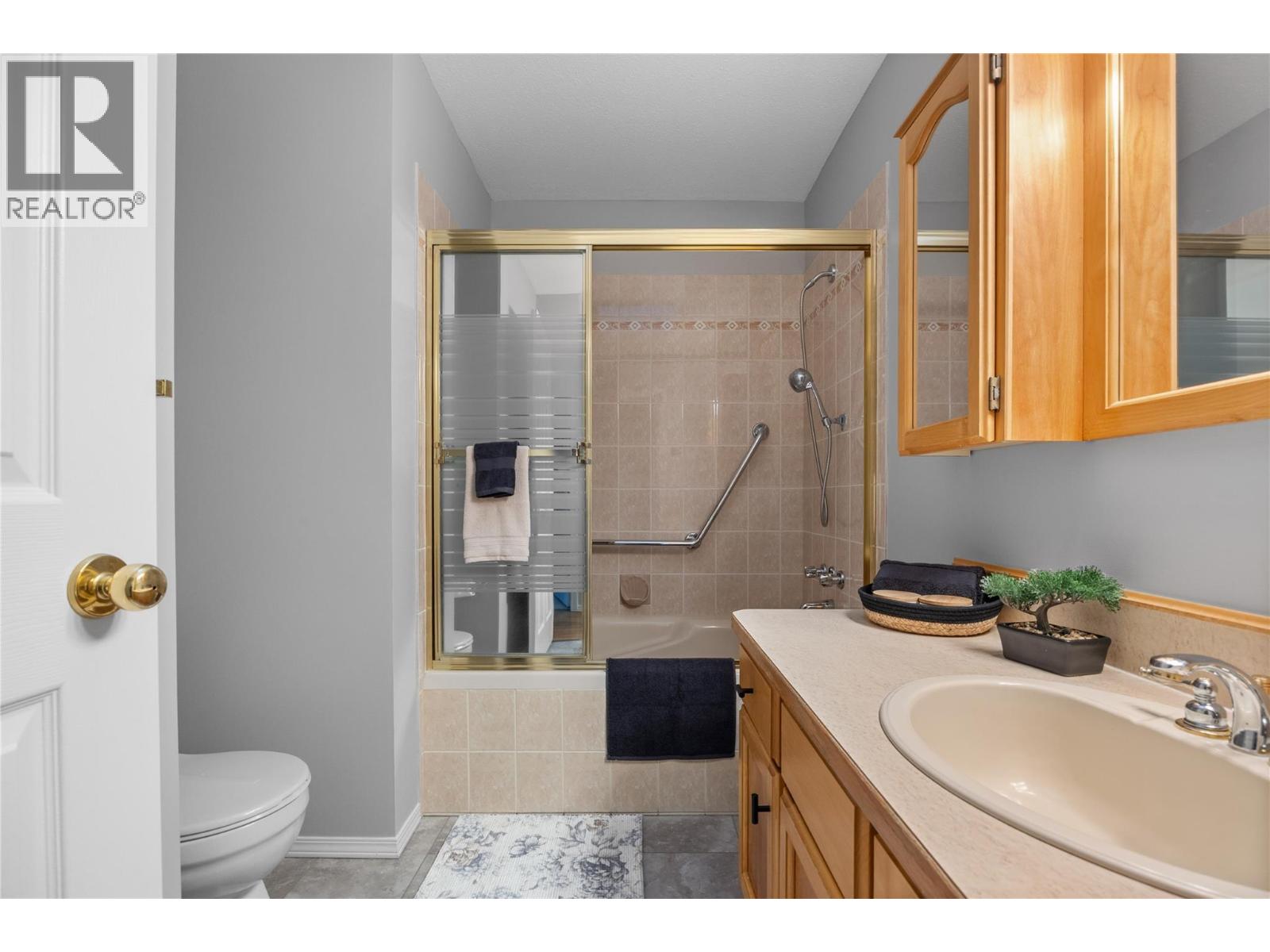 3096 South Main Street Unit# 23 Penticton, BC V2A8C1_18