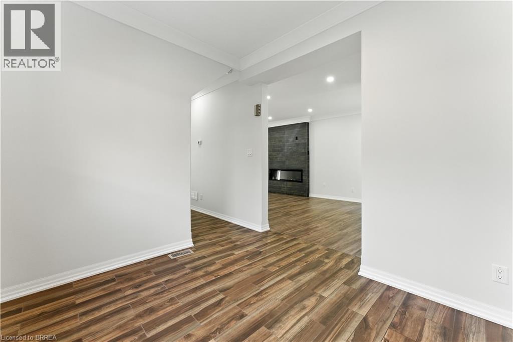 192 Brant Avenue, Brantford, Ontario  N3T 3H9 - Photo 15 - 40793718