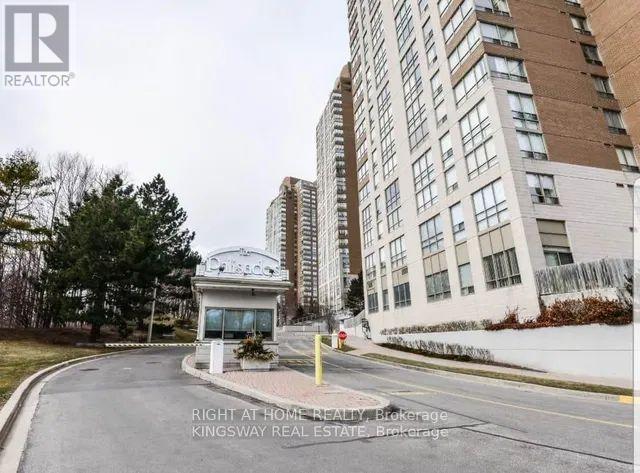 #1104 - 195 Wynford Drive, Toronto, Ontario  M3C 3P3 - Photo 2 - C12634316