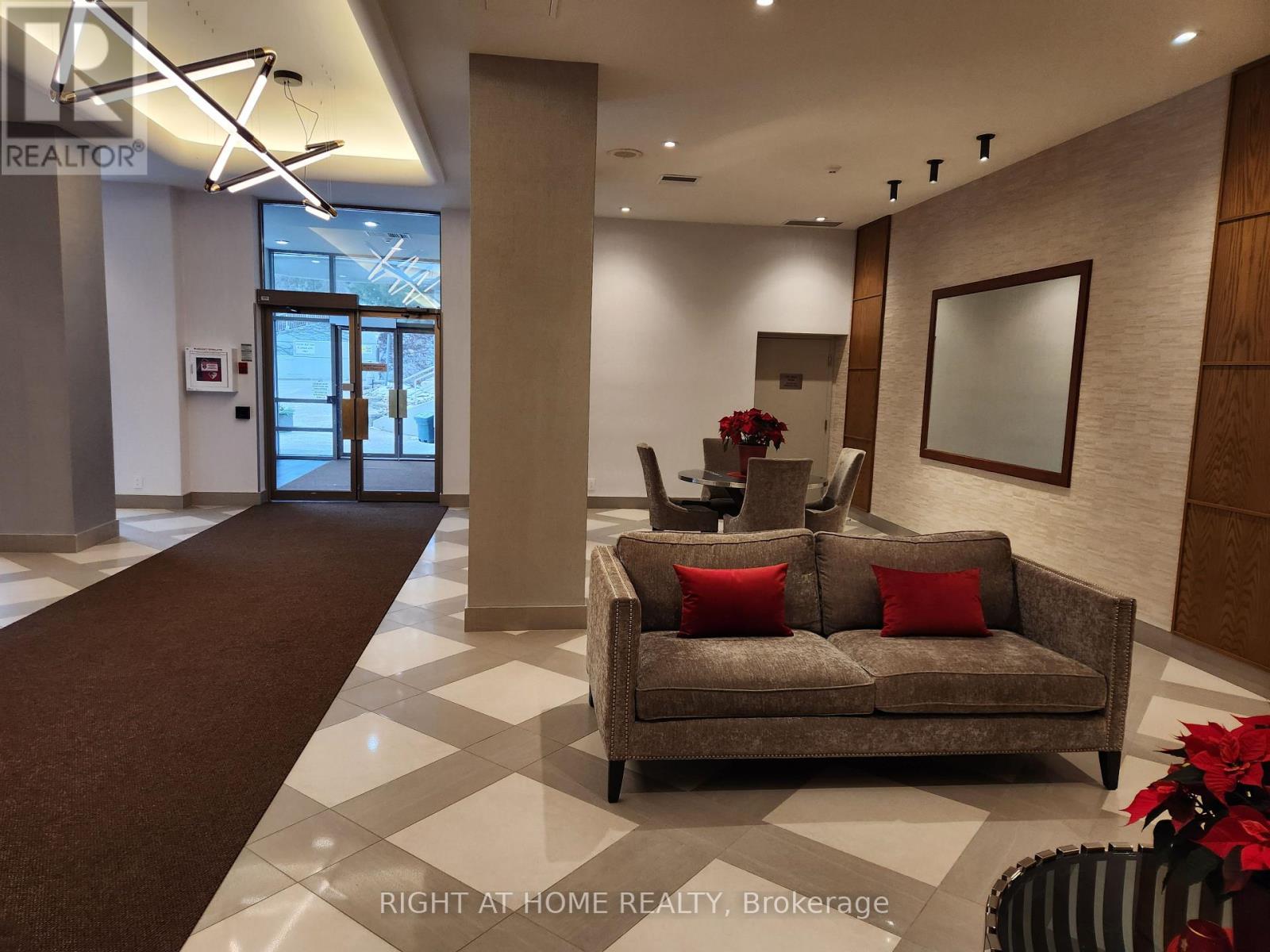 #1104 - 195 Wynford Drive, Toronto, Ontario  M3C 3P3 - Photo 4 - C12634316