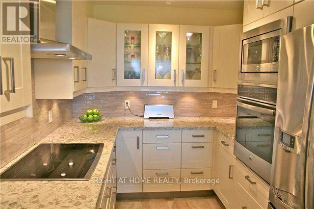 #1104 - 195 Wynford Drive, Toronto, Ontario  M3C 3P3 - Photo 8 - C12634316